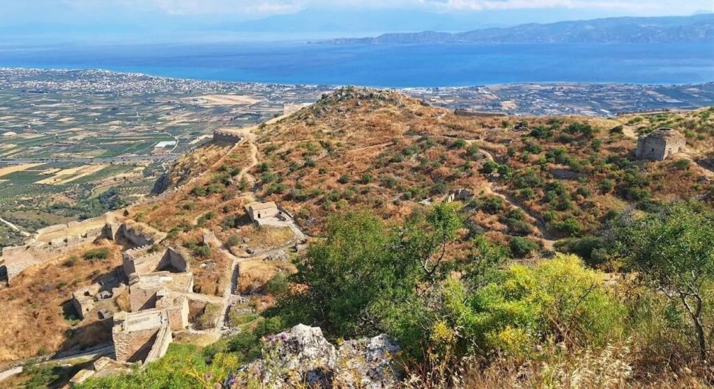 Korintija