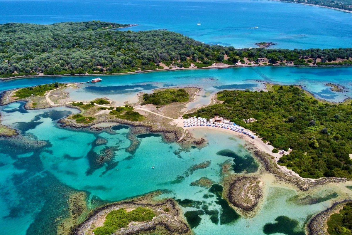 Egzotični vulkanski arhipelag i smaragdne lagune na pragu Evije