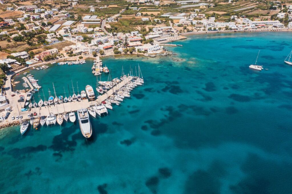 Finikas-Siros